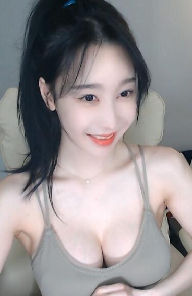 草莓男的加油站女人的美容院ios
