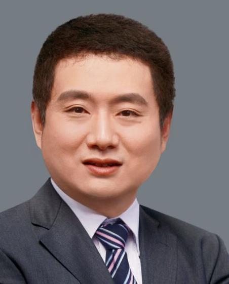 张恒男士职业发展成功经验分享:职场进阶与行业洞察案例解析 张恒男士职业发展成功经验分享:职场进阶与行业洞察案例解析