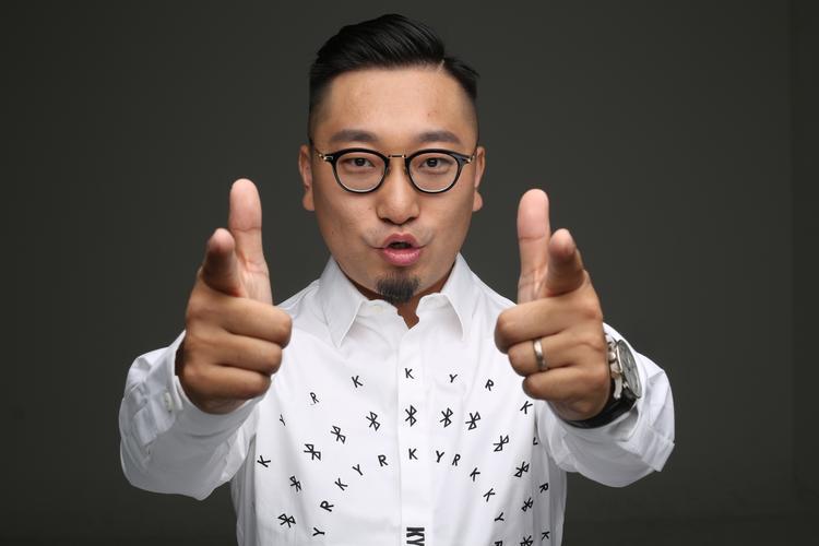 张恒男士职业发展成功经验分享:职场进阶与行业洞察案例解析 张恒男士职业发展成功经验分享:职场进阶与行业洞察案例解析