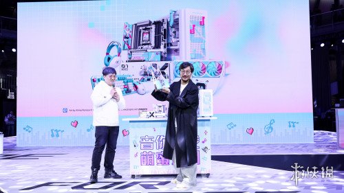 华硕天选游戏路由2初音未来版如何重新定义家庭网络体验？揭秘5大核心升级