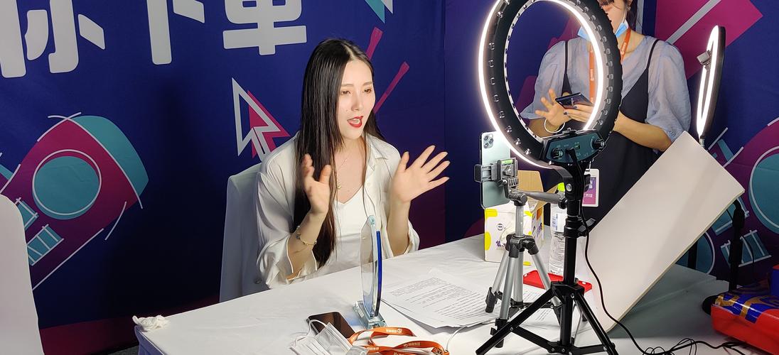 大秀主播空降可信吗？真实流量还是虚假泡沫？直播行业深度数据揭秘