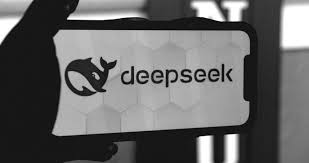 掌握AI智能怪物设计与动态环境交互_解锁deepseek沉浸式跑酷新体验