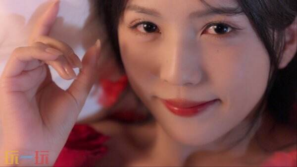 如何通过真人互动游戏窥探主播的双面人生？