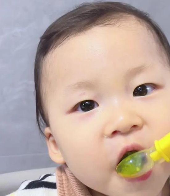 3个秋葵小蝌蚪抖音视频拍摄技巧，轻松打造百万播放亲子互动内容