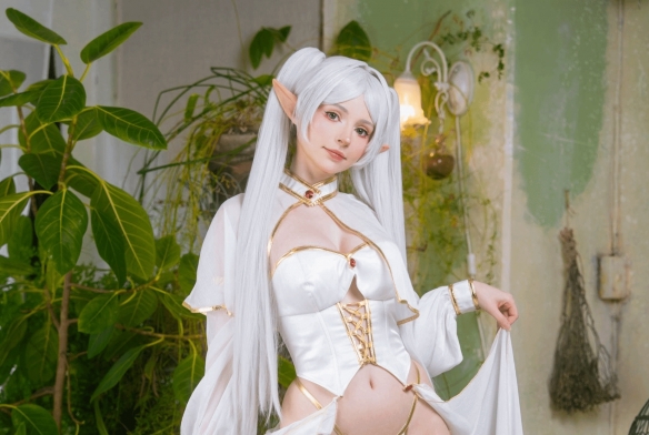 PeachMilky嘉米COS全收录：免费获取视觉盛宴，激发游戏角色灵感！