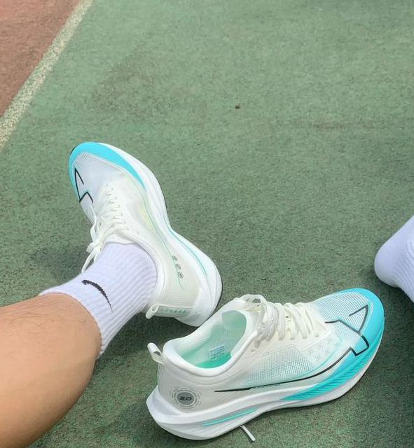 2025最新整理：10个小太正白袜飞机GV资源安全获取指南（附免费网址筛选技巧）