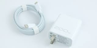 iQOOU1充电器有哪些特色与功能-深入剖析iQOOU1充电器的快速充电智能匹配及安全防护