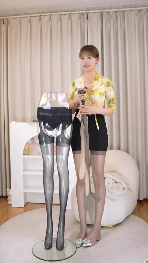 国产丰满主播丝袜勾搭大秀,从此不再担心孤单一人啦