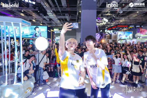 机械革命隆重推出耀世Pro系列AI高静游戏本：三大突破性创新重构轻薄性能的全新标准!