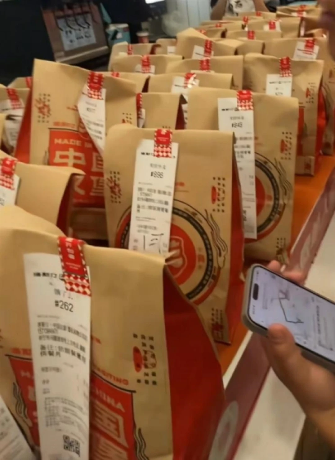 骑手派送价格提高！“外卖补贴大战”再度于周末爆发