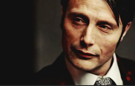 拔叔再次饰演反派角色，《杀手暗杀世界》联动《007皇家夜总会》。