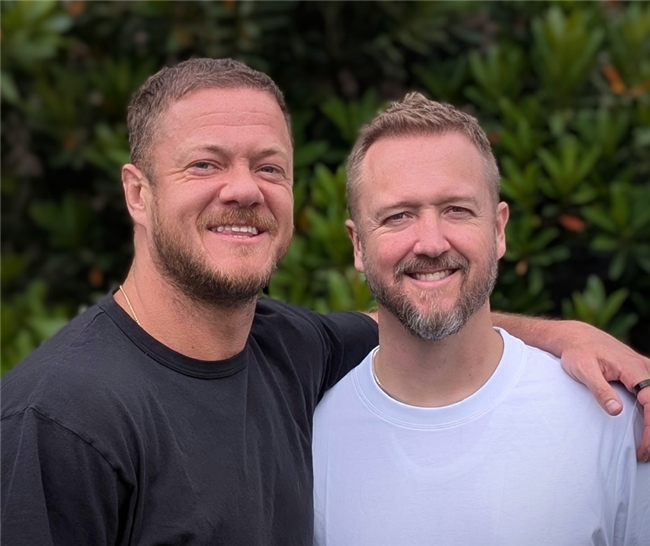 信号传输开始:全球广播通知,所有参加者请准备——Last_Flag联赛正式启动。 信号传输开始:全球广播通知,所有参加者请准备——Last_Flag联赛正式启动。