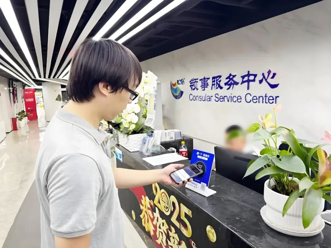 支付宝近期更新异常高调，似乎意在迎战微信。