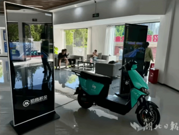 外卖员的福音!武汉推出装备“AI智能系统”的外卖送餐车辆 外卖员的福音!武汉推出装备“AI智能系统”的外卖送餐车辆