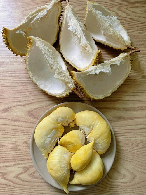 幸福宝草莓榴莲深夜释放自己iOS：深度解析其深夜情感释放的高效解决方案