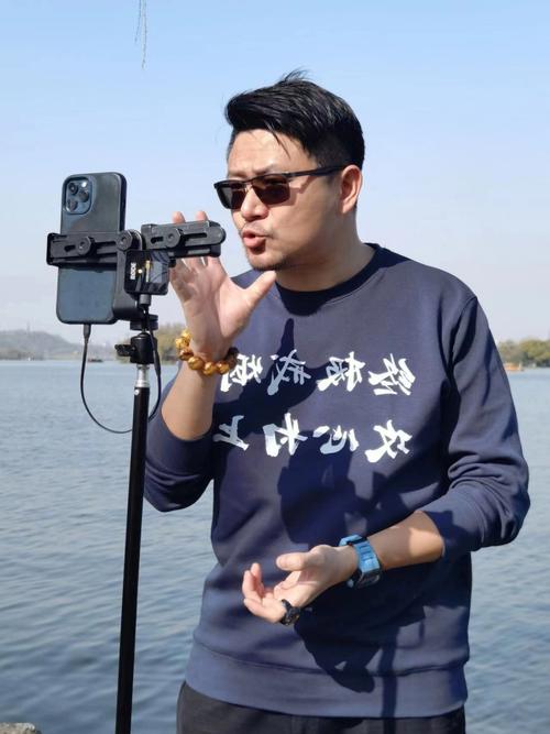 户外直播拍拍好评如潮，网友：内容很齐全！