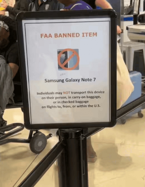 九年过去了，禁令依旧未解除！在美国的机场中，三星Galaxy Note 7仍被明令禁止携带登机
