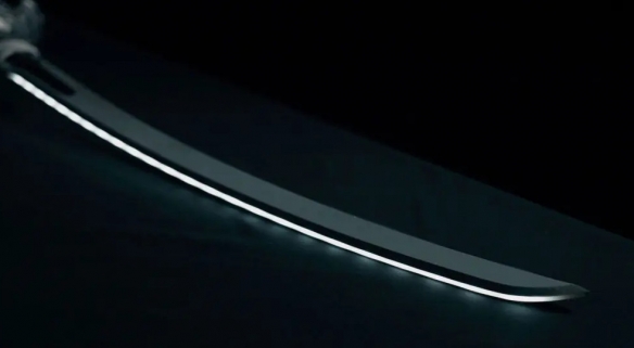 由2B女神同款设计而来的武器！《尼尔》白之契约实体刀现已开启预售