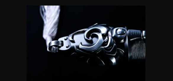 由2B女神同款设计而来的武器！《尼尔》白之契约实体刀现已开启预售