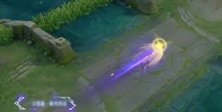 关于王者荣耀中露娜的命运加冕特殊效果，大家关心它的表现如何以及是否值得拥有。