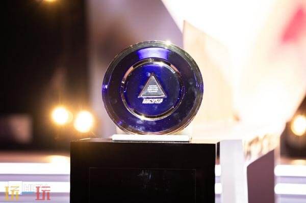 关于CSGO电竞世界杯的参赛队伍、比赛规则、赛程安排以及奖金详情已经正式公布！