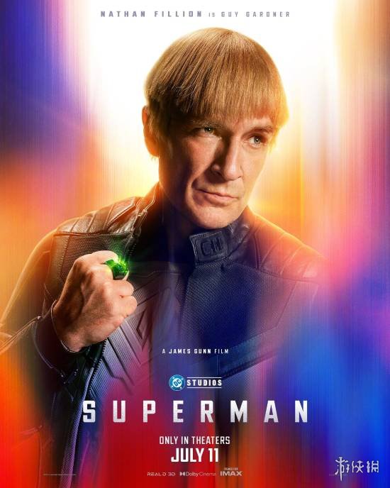 DC《超人》阵容首次亮相：超人、绿灯侠、鹰女战袍海报全面曝光