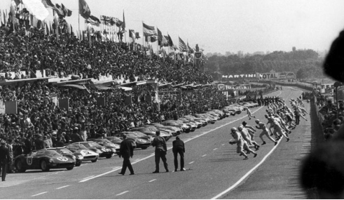 究竟是哪个英雄终结了法拉利在勒芒连续赢得七届冠军的辉煌？【传奇车手01】