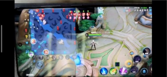 近日，《王者荣耀》外挂案件成功告破！犯罪嫌疑人涉嫌利用外挂软件进行游戏作弊并接受陪玩订单。