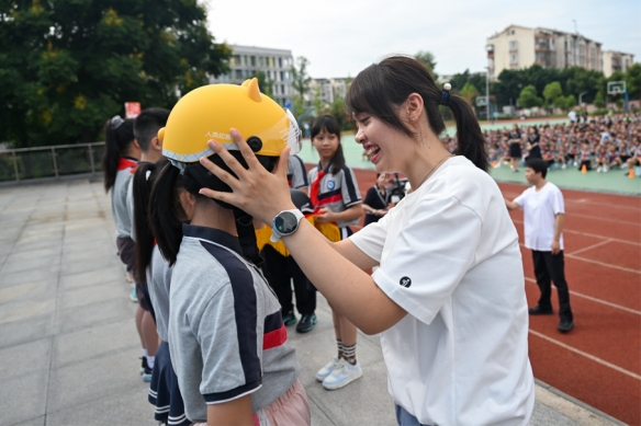 新学期已然来临，这堂关乎出行安全的“第一课”尤为重要