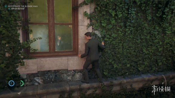 《007:曙光初现》的玩法丰富多样:机智的邦德既可以选择潜行隐匿,也可以采取正面硬刚的策略! 《007:曙光初现》的玩法丰富多样:机智的邦德既可以选择潜行隐匿,也可以采取正面硬刚的策略!