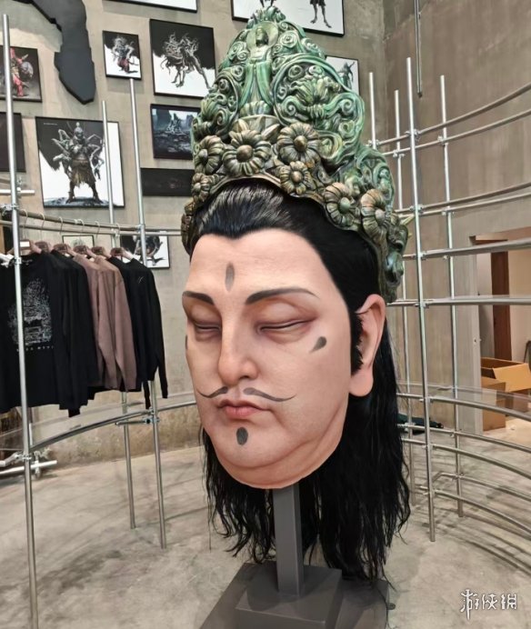 黑神话主题的线下零售门店终于揭幕了吗？我反而觉得它更像是一场艺术展览！