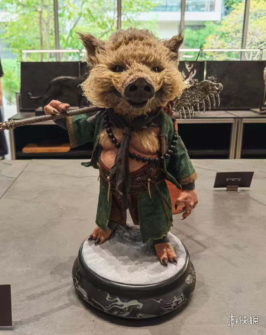 黑神话主题的线下零售门店终于揭幕了吗？我反而觉得它更像是一场艺术展览！