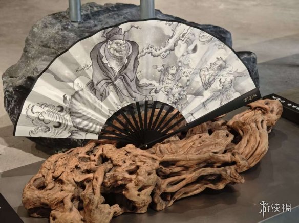 黑神话主题的线下零售门店终于揭幕了吗？我反而觉得它更像是一场艺术展览！