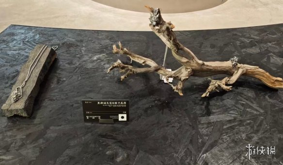 黑神话主题的线下零售门店终于揭幕了吗？我反而觉得它更像是一场艺术展览！