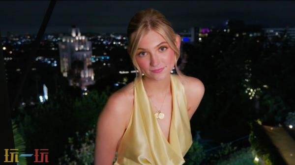 真人互动影游《名利场：我被好莱坞美女潜规则了》正式上线，现已发售。

