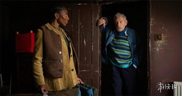 著名影星“万磁王”伊恩·麦克莱恩领衔主演！《克里斯托弗一家》预计将在2026年登陆北美影院

