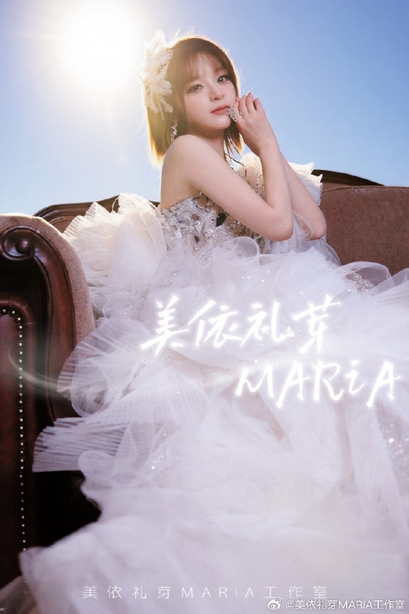 《极乐净土》主唱美依礼芽正式开启单飞之路：已成立个人工作室