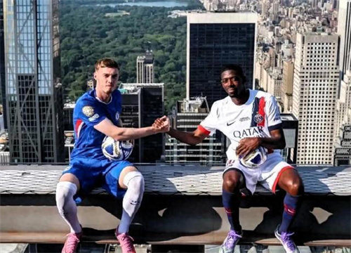 实现了蓝军的梦想！夺得世俱杯冠军！《最佳球会》三周年庆典的终极盛宴正式开启！ 

