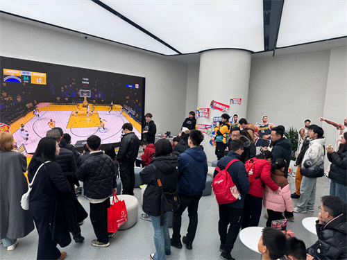 游戏节持续热烈庆祝，盛况空前，成功引爆话题！鸿蒙原生游戏新颖体验点燃玩家激情，广受关注  
