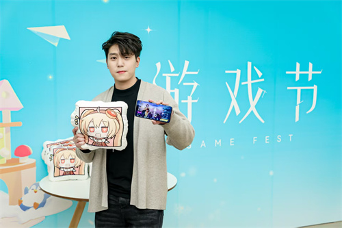 游戏节持续热烈庆祝，盛况空前，成功引爆话题！鸿蒙原生游戏新颖体验点燃玩家激情，广受关注  
