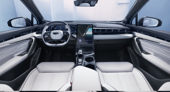 工程师蜕变为AI“指挥官”，吉利与阿里云联合推动软件开发创新变革
