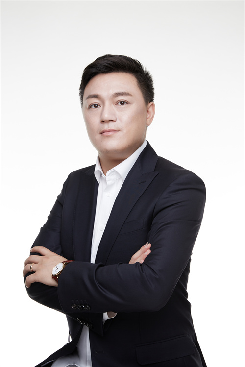 第三十七互娱副总裁彭美携手一席互娱的王巍岩应邀出席2023年全球游戏产业峰会