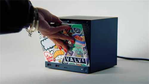 分析专家指出，虽然Steam主机目前属于较为小众的产品类别，但在未来有潜力取代其他传统游戏主机！