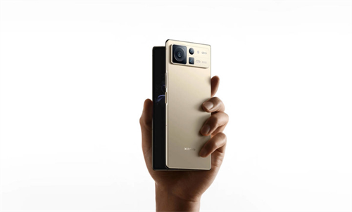 背后推动高端折叠屏崛起的关键力量——这离不开高通骁龙芯片的卓越性能
背后推动高端折叠屏崛起的关键力量——这离不开高通骁龙芯片的卓越性能