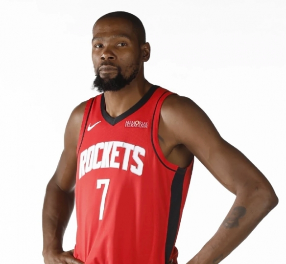 NBA明星球员凯文·杜兰特近日对《NBA_2K26》表示高度评价,称其手感变得更加顺畅自然!
NBA明星球员凯文·杜兰特近日对《NBA_2K26》表示高度评价,称其手感变得更加顺畅自然!