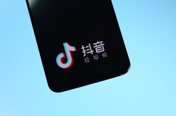 抖音推出智能反诈助手：通过实时互动助力用户识别诈骗陷阱