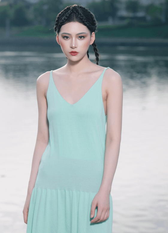 《影之刃零》中的脸模小姐姐以其出众的颜值赢得关注！多样风格的美照纷纷曝光