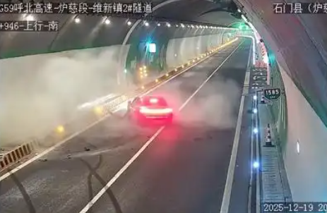 驾驶员过度依赖辅助驾驶，导致在高速隧道内发生撞击墙壁的事故：责任完全在其身上

