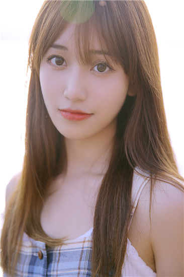 秋葵草莓向日葵视频