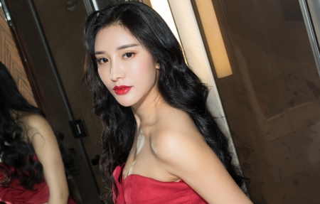 榴莲小蝌蚪绿巨人视频